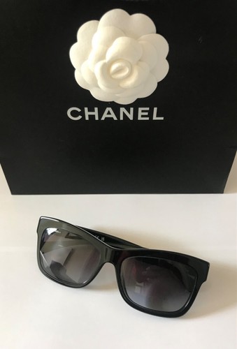 Chanel black rectangle - black,