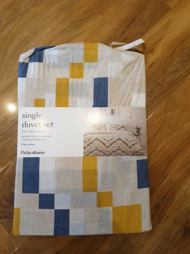 Bnwt debenhams single duvet - bnwt,