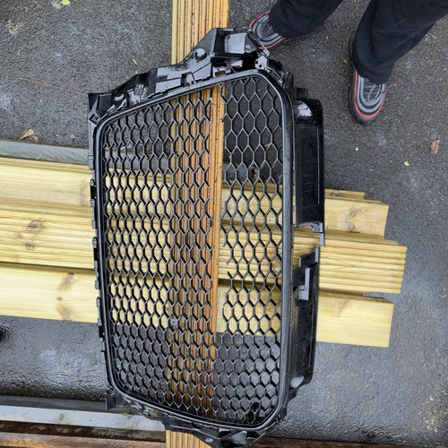 Audi honeycomb grill - honeycomb,