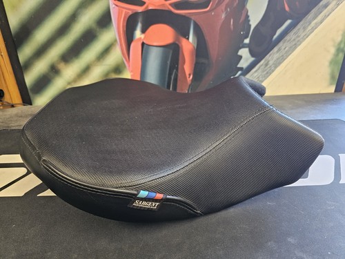 Bmw sargent seat - sargent, r