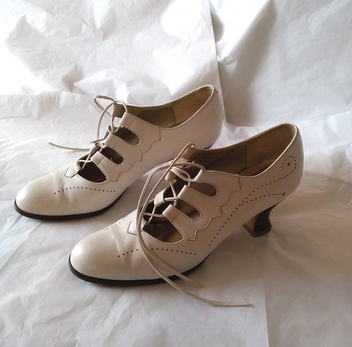 Vintage ravel light - vintage, in