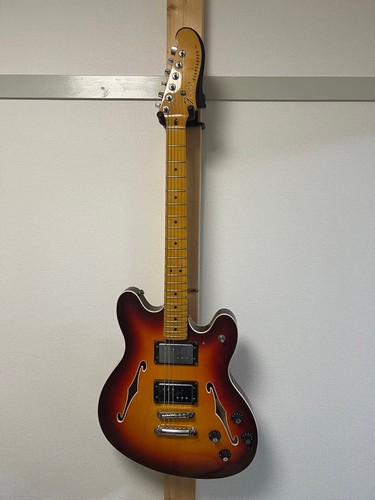 Fender starcaster semi hollow - starcaster, semi-hollow
