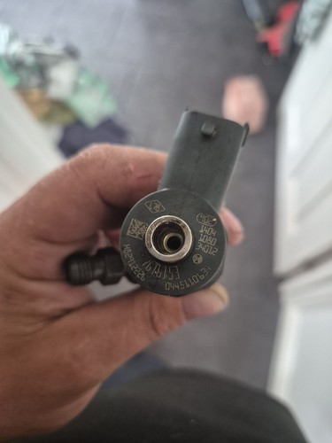 Diesel fuel injector vivaro - injector,