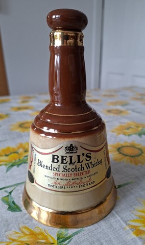 Bells whisky decanter with lid - bells,