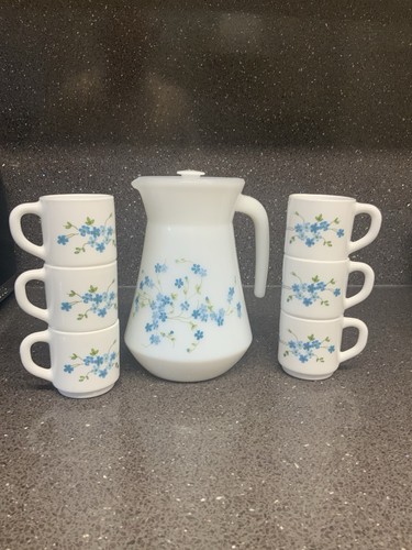 Arcopal milk glass jug - milk, 6
