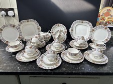 Antique Aynsley (4192) Black