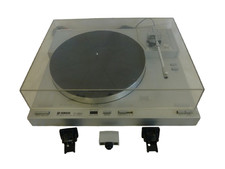 Yamaha P-550 DD Turntable