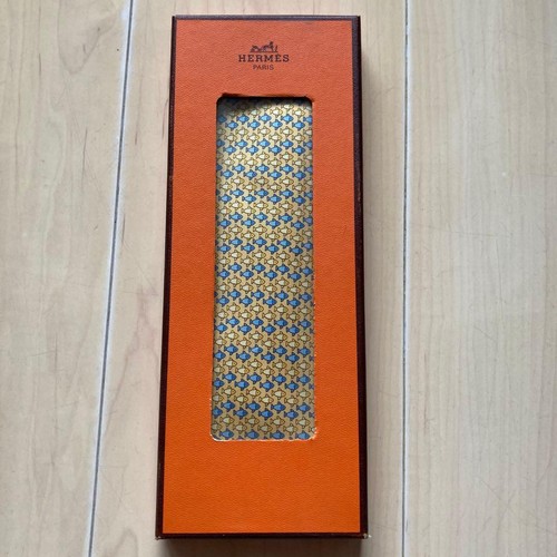 New unused hermes neck - hermes,
