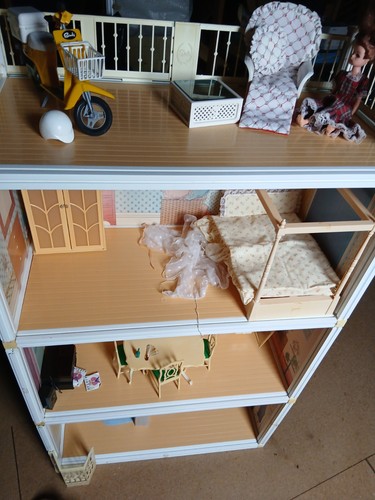 Vintage level sindy - sindy, house