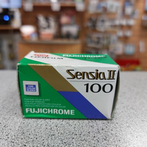 Fujichrome sensia 100 slide - fujichrome, ii