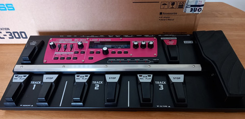 Boss 300 looper guitar - boss, rc-300