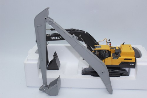 Long reach boom for about - long, 1:32