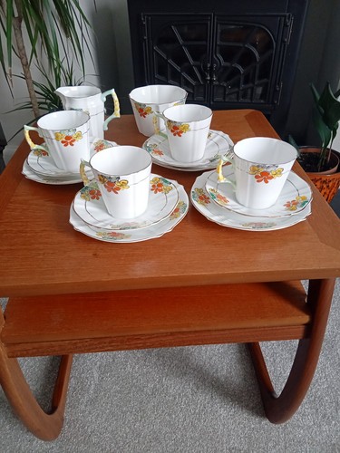 Royal stafford art deco bone - art,