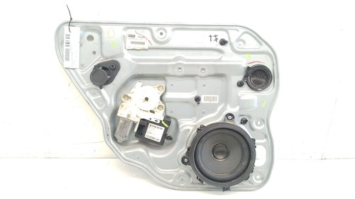 30710068 rear left window - rear,