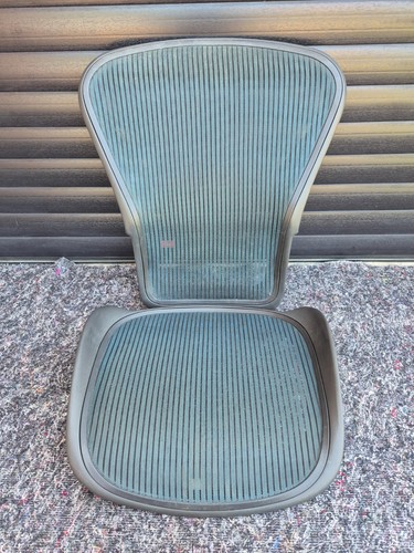 Herman miller aeron size - size, b