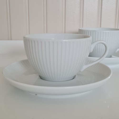 Pair pillivuyt white - of,