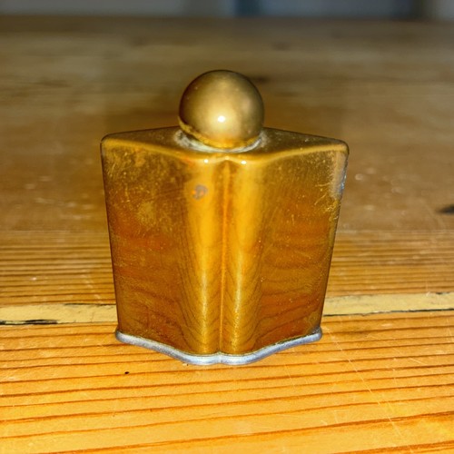 Antique gold tone outer case - gold,