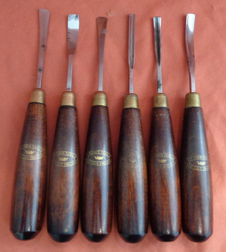 Vintage crown tools wood - crown,
