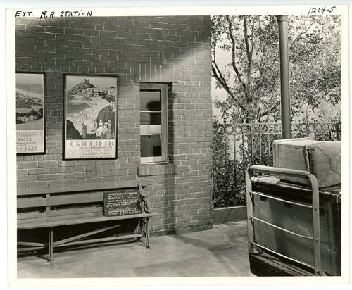Vintage 8x10 production photo - 8x10,