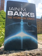 IAIN M BANKS - THE HYDROGEN