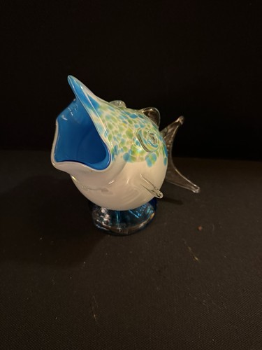 Murano style glass fish case - style,