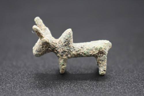 Ancient luristan bronze - luristan, bull