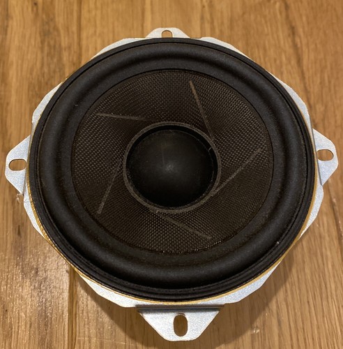 Bowers wilkins zeppelin - b&w,