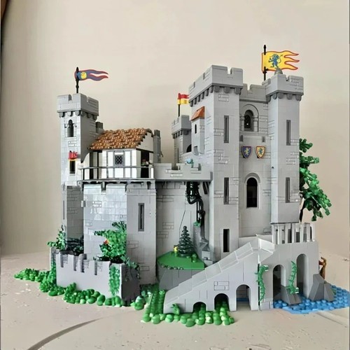 Lion knights castle - castle, (10305)