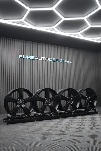 Genuine defender alloy - defender,