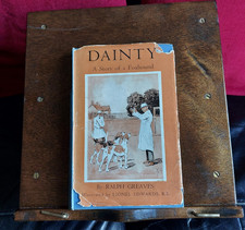 Dainty: A Story of a Foxhound