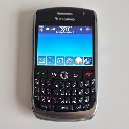 Blackberry bold 8900 - blackberry,