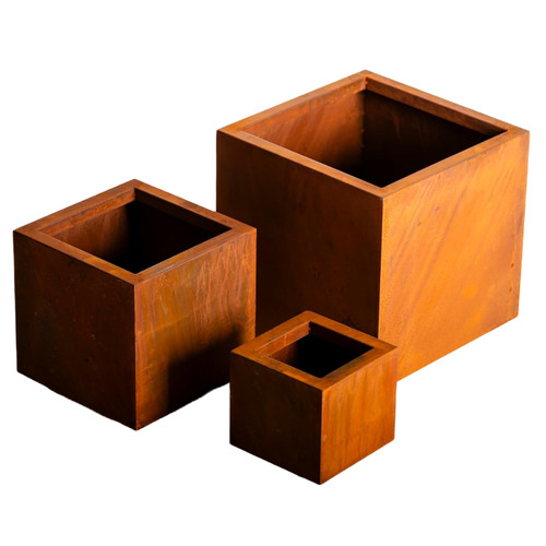 Garden gear rust effect - garden,