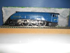 HORNBY DUBLO LOCOMOTIVE  2 RAIL