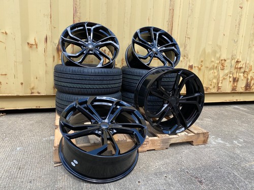 Golf tcr alloy wheels - 19”,