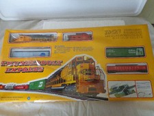 MEHANO  HO SCALE TRAIN SET