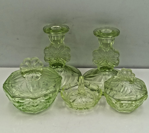 Vintage sowerby uranium green - vintage,