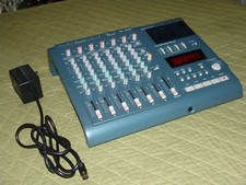 TASCAM 424 MKIII Portastudio 4