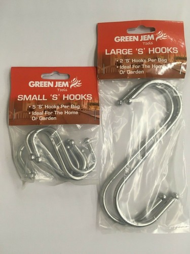 Small large hooks - large, 's'