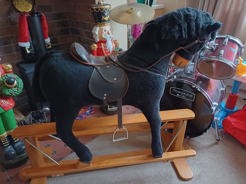Mjmark rocking horse - rocking,