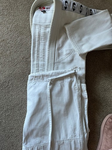 Shuurai white cotton judo