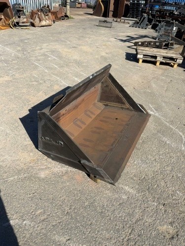 New stock tractor loader - new,