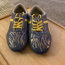 Size 35 Tai Chi Kung Fu