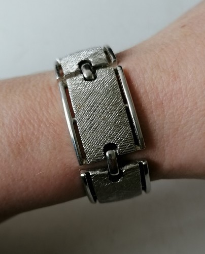 Cuff bracelet modernist - cuff,
