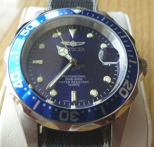 Invicta professional quartz - ,
