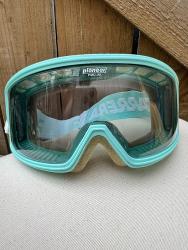Vintage carrera pioneer - vintage,