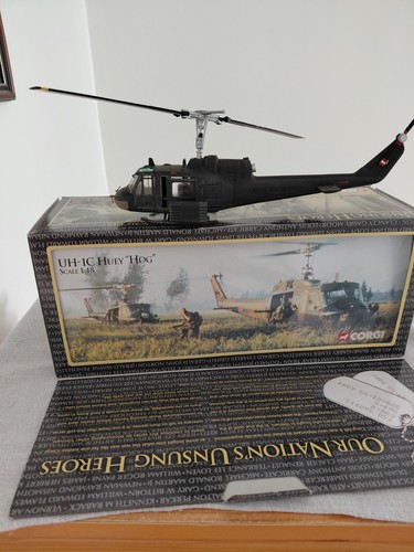 Corgi 50401 bell huey 1c - corgi,
