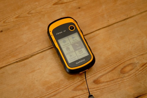 Garmin etrex handheld gps - garmin,