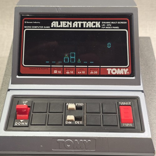 Tomy alien attack - -,