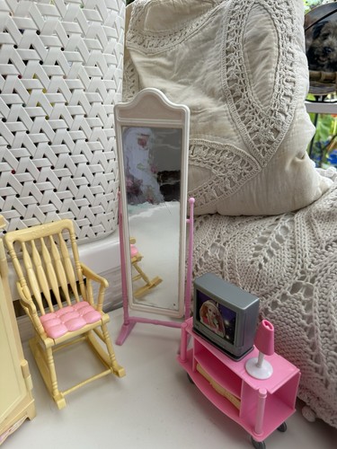 Barbie vintage furniture job - barbie,