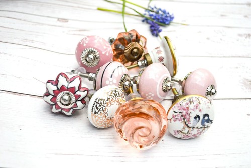 Pink white ceramic knobs - white,